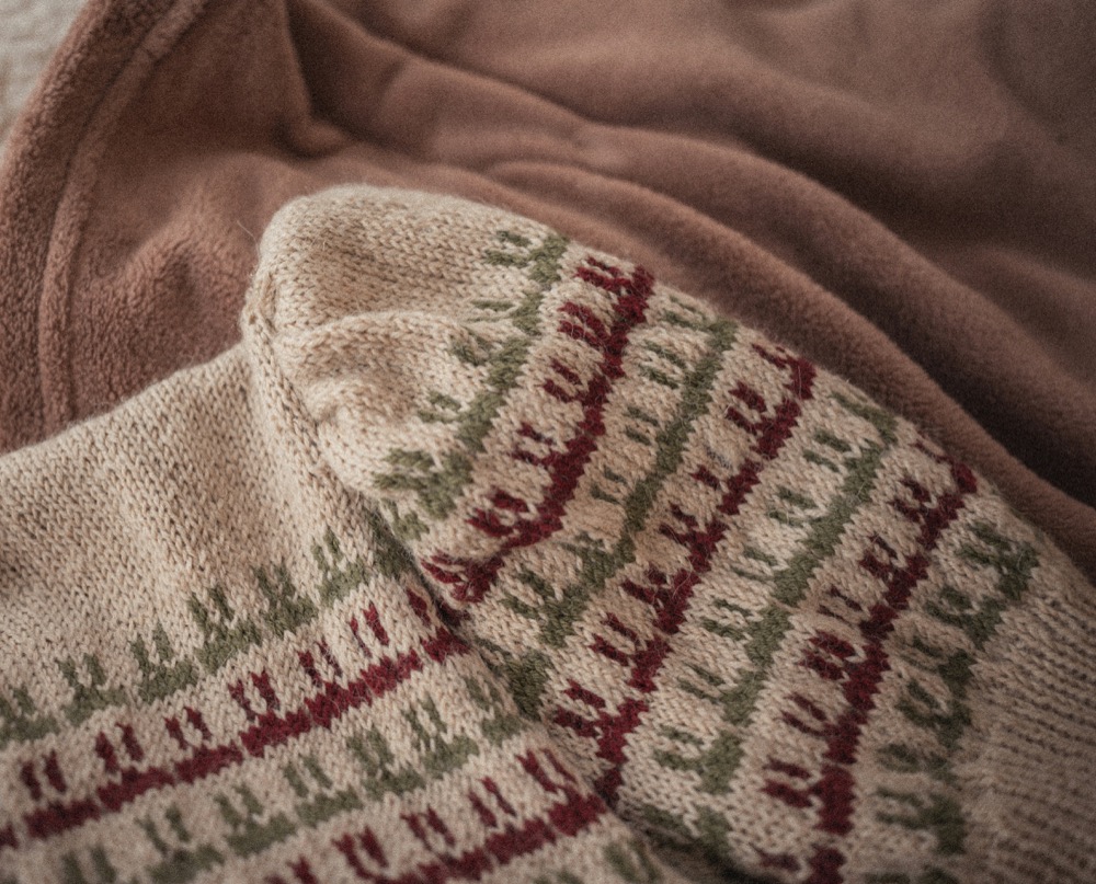Colorwork: maglia con motivo geometrico Fair Isle