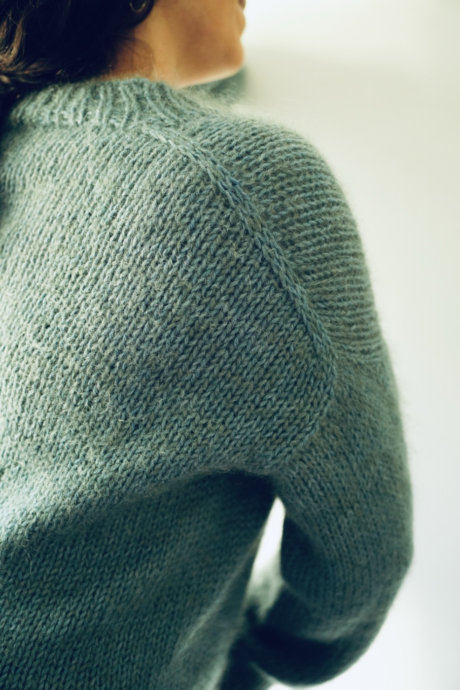 Foto 12 del maglione con spalla europea a maglia